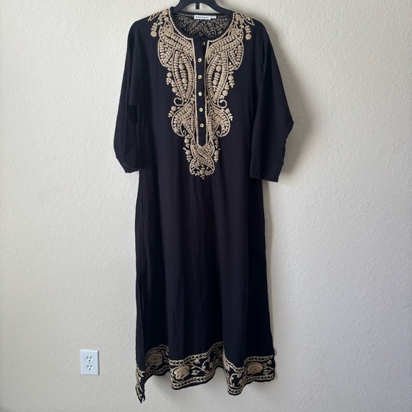 Roller Rabbit | Women's Classy Boho Flowy Gold Black Kurta Dress Size Medium - Picture 2 of 10